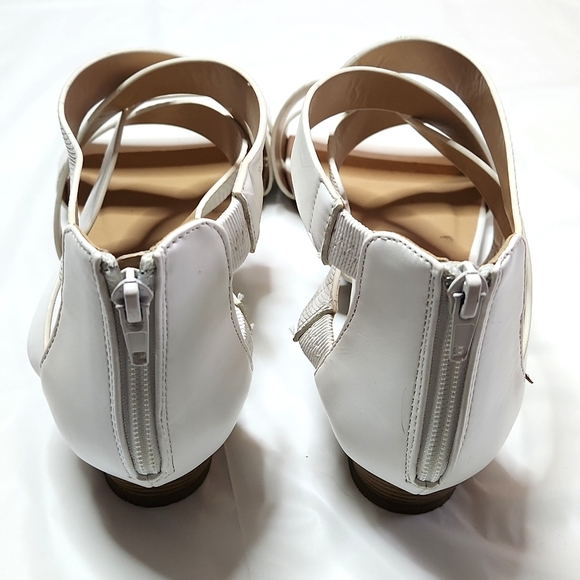 Angel Steps Sandals - Picture 5 of 7